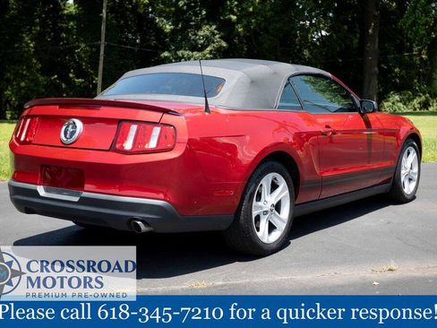 Used 2010 Ford Mustang Convertible RWD image 5