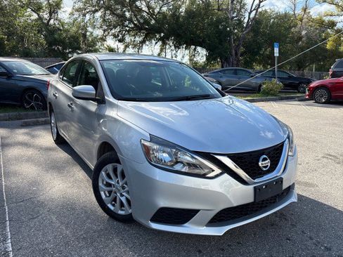 Used 2019 Nissan Sentra SV image 4