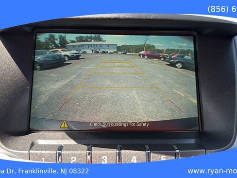 Used 2017 Chevrolet Equinox LT w/ Convenience Package AWD/4WD image 13