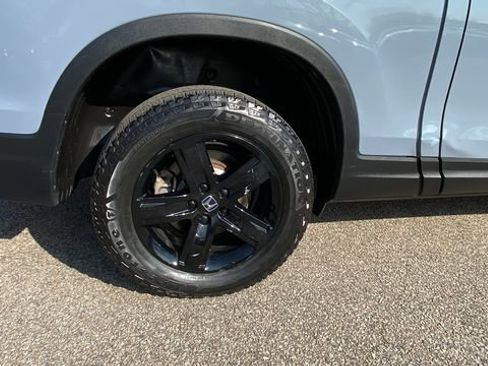 Used 2022 Honda Ridgeline Black Edition image 12