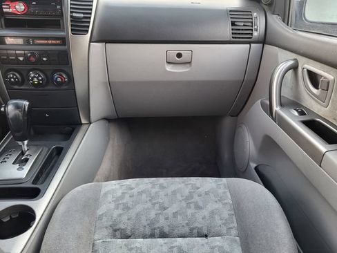 Used 2006 Kia Sorento 2WD image 24