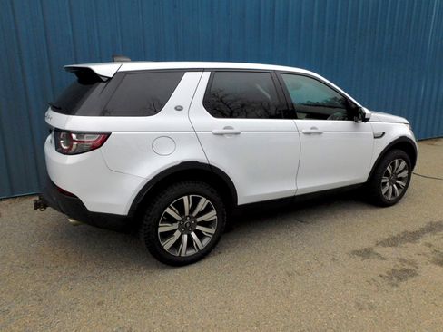 Used 2017 Land Rover Discovery Sport HSE Luxury image 5