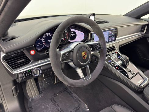 Used 2019 Porsche Panamera GTS AWD/4WD image 14