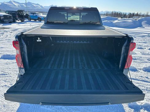 Used 2022 Chevrolet Silverado 1500 LT w/ Diesel Off-Road Package image 14