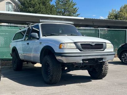 Used 2000 MAZDA B-Series Pickup SE