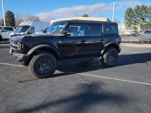 New 2025 Ford Bronco Outer Banks w/ Sasquatch Package image 4