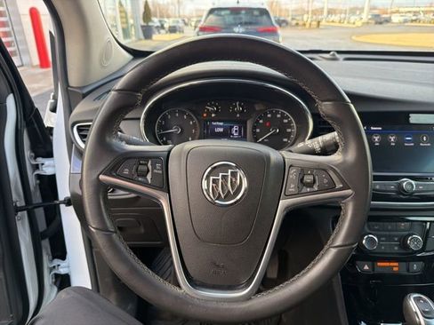 Used 2022 Buick Encore Preferred w/ Safety Package image 18