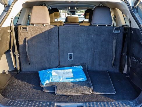 Used 2024 Toyota Highlander LE image 31