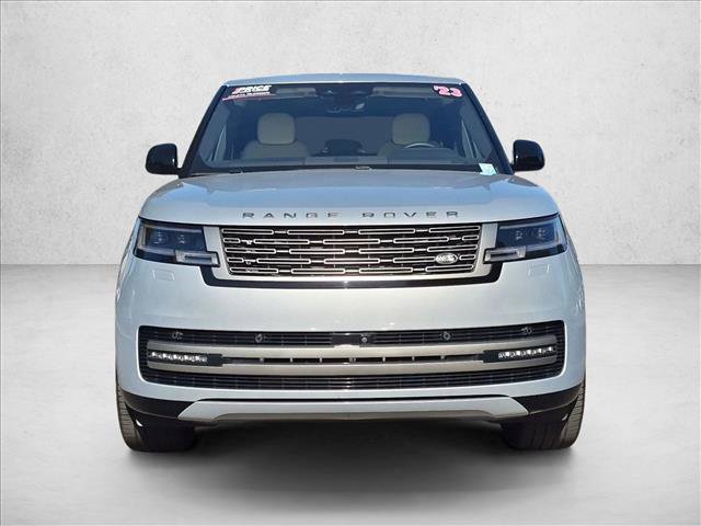 Used 2023 Land Rover Range Rover SE AWD/4WD image 2