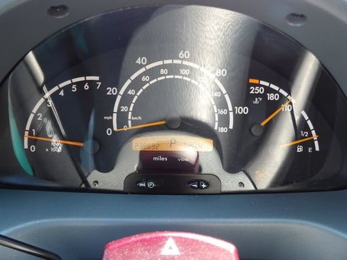 Used 2004 Dodge Sprinter 2500 w/ Cargo Group I RWD image 16