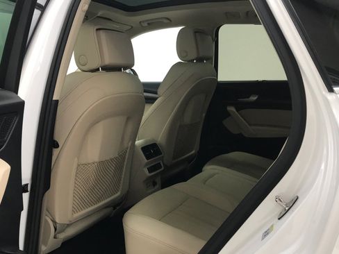 Used 2023 Audi Q5 2.0T Premium Plus w/ Premium Plus Package AWD/4WD image 11
