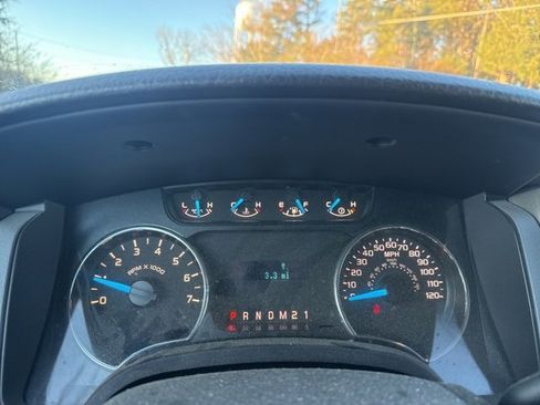 Used 2014 Ford F150 XLT w/ XTR Package image 8