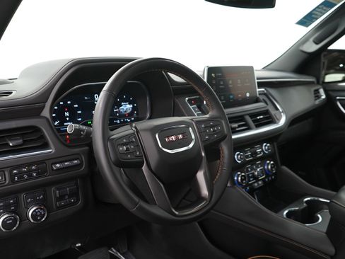 Used 2023 GMC Yukon AT4 w/ Technology Package AWD/4WD image 28