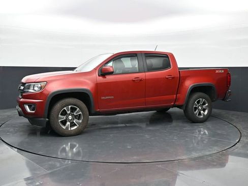 Used 2015 Chevrolet Colorado Z71 AWD/4WD image 6