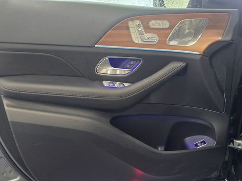 Certified 2025 Mercedes-Benz GLS 450 4MATIC image 34