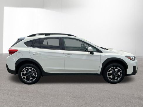 Used 2019 Subaru Crosstrek 2.0i Premium w/ Eyesight System AWD/4WD image 2
