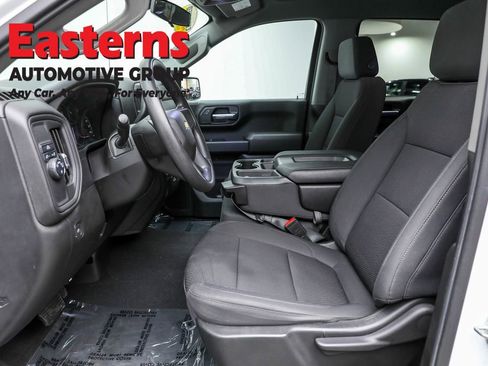 Used 2022 Chevrolet Silverado 1500 Custom image 14