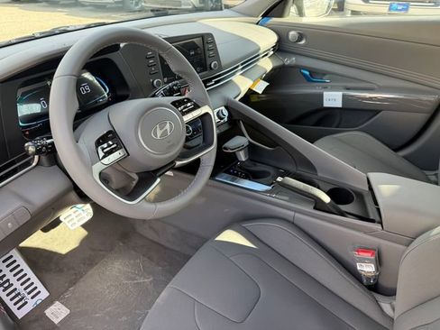 New 2026 Hyundai Elantra Sport image 18