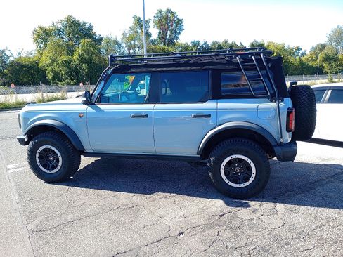 Used 2021 Ford Bronco Badlands image 4