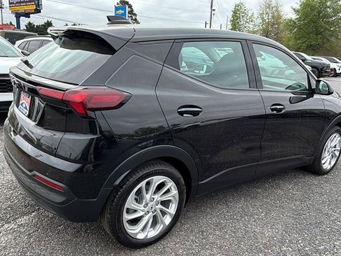 New 2027 Chevrolet Bolt LT w/ Comfort Package FWD image 5