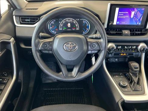 Certified 2024 Toyota RAV4 LE AWD/4WD image 15