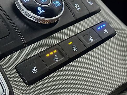 Used 2021 Hyundai Palisade Limited image 19