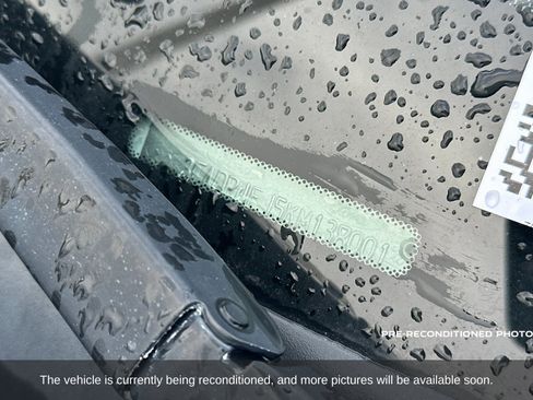 Used 2019 Ford Fiesta SE w/ Equipment Group 201A image 2