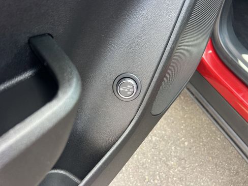 Used 2023 Chevrolet Blazer LT w/ Convenience Package image 17