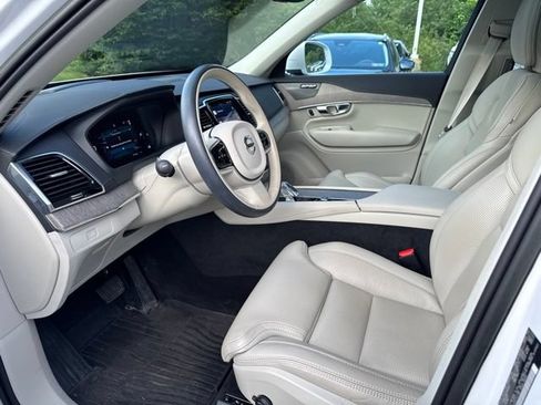 Used 2023 Volvo XC90 B6 Ultimate w/ Protection Package AWD/4WD image 13