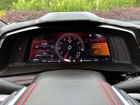 Used 2024 Chevrolet Corvette Z06 w/ Z07 Performance Package RWD image 26
