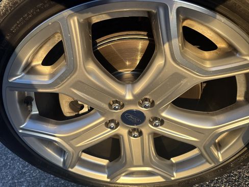 Used 2017 Ford Escape Titanium w/ Equipment Group 301A image 10