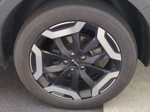 Used 2024 Kia Telluride S w/ S Sunroof Package image 13