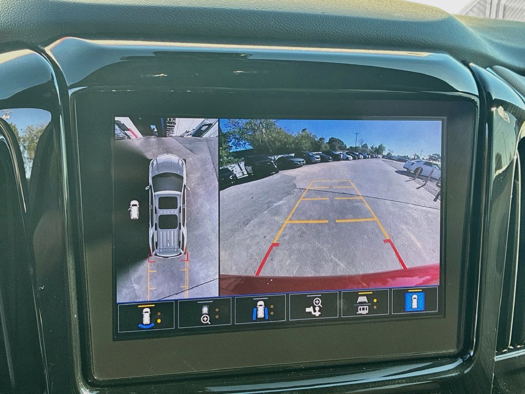 Used 2023 Chevrolet Traverse Premier w/ LPO, Floor Liner Package FWD image 13
