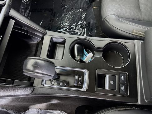 Used 2019 Subaru Outback 2.5i Limited image 16