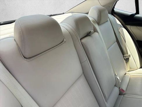 Used 2019 Nissan Maxima 3.5 SV w/ Floor Mat Group FWD image 25