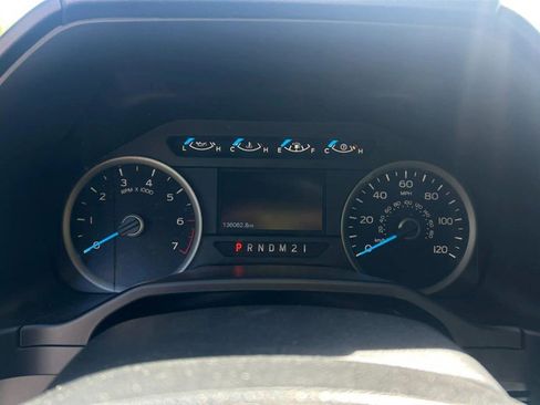 Used 2015 Ford F150 XLT w/ Equipment Group 302A Luxury AWD/4WD image 12