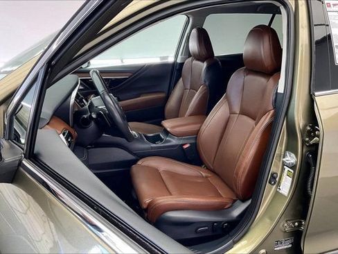 Used 2024 Subaru Outback Touring XT AWD/4WD image 18