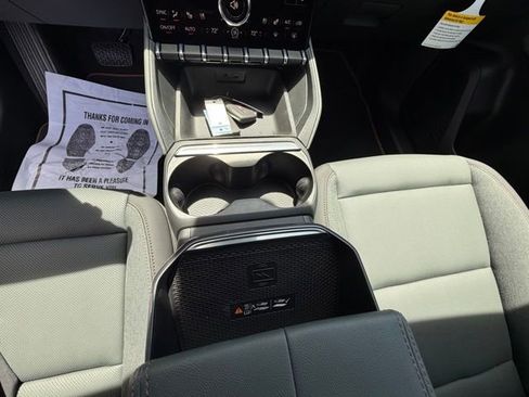 New 2026 GMC Terrain AT4 w/ Convenience Package III AWD/4WD image 19