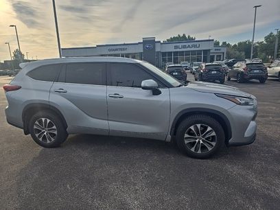 Used 2020 Toyota Highlander XLE