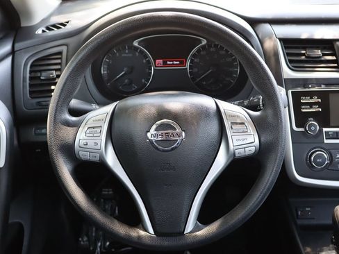 Used 2016 Nissan Altima 2.5 S w/ Power Driver Seat Package FWD image 28