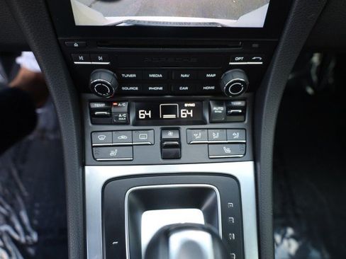 Used 2019 Porsche 718 Cayman S RWD image 34