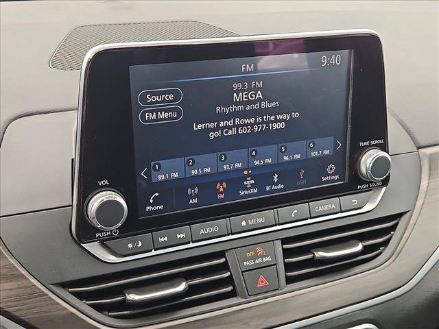 Used 2025 Nissan Altima 2.5 SV FWD image 17