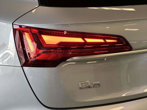 Used 2023 Audi Q5 2.0T Premium image 13