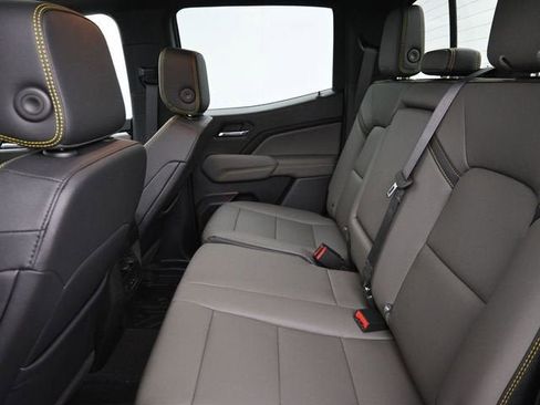 New 2026 Chevrolet Colorado ZR2 AWD/4WD image 18