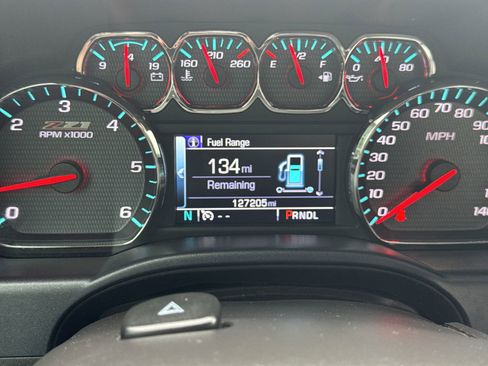 Used 2017 Chevrolet Silverado 1500 LT w/ All Star Edition image 12