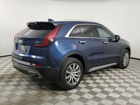 Used 2020 Cadillac XT4 Premium Luxury image 10
