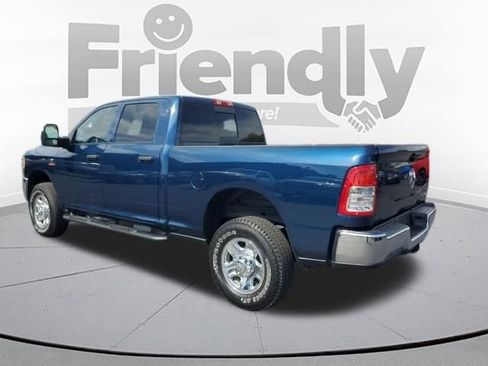 Used 2024 RAM 2500 Tradesman w/ Chrome Appearance Group AWD/4WD image 3