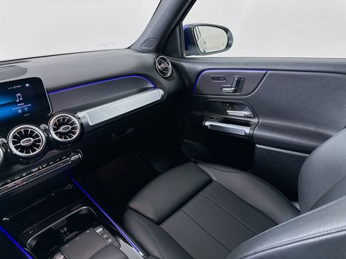 Certified 2021 Mercedes-Benz GLB 250 image 25