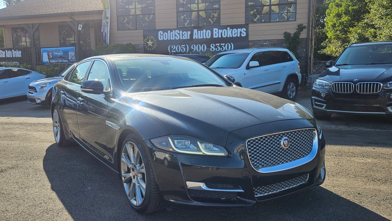 Used 2016 Jaguar XJ L Portfolio RWD image 1
