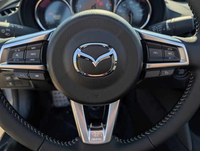 New 2026 MAZDA MX-5 Miata Club w/ Interior Package RWD image 15